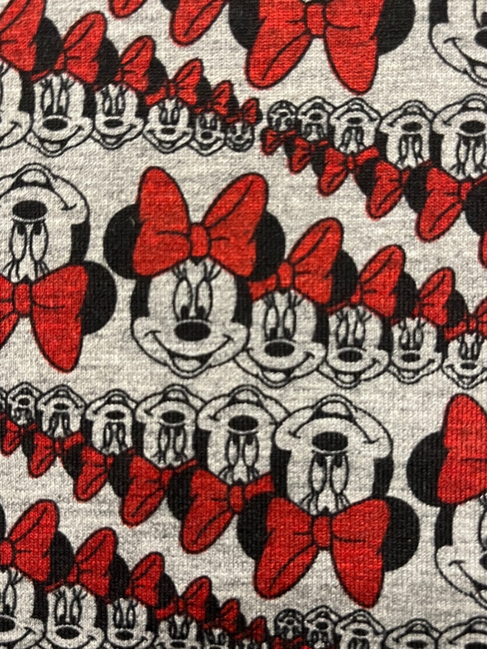 LuLaRoeDisney Gray Tee with Red Minnie Bow Print NWT - Picture 2 of 5